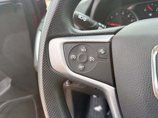 Used 2023 GMC Terrain SLE w/ Driver Convenience Package image 17