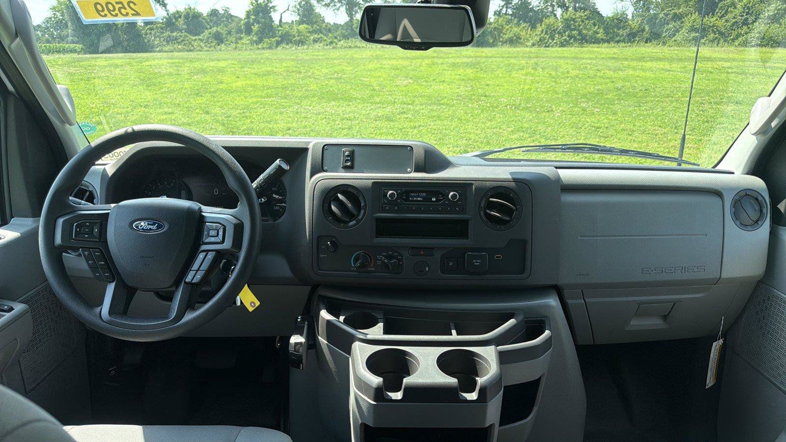 New 2027 Ford E-350 and Econoline 350 Super Duty w/ Power Equipment Group RWD image 13