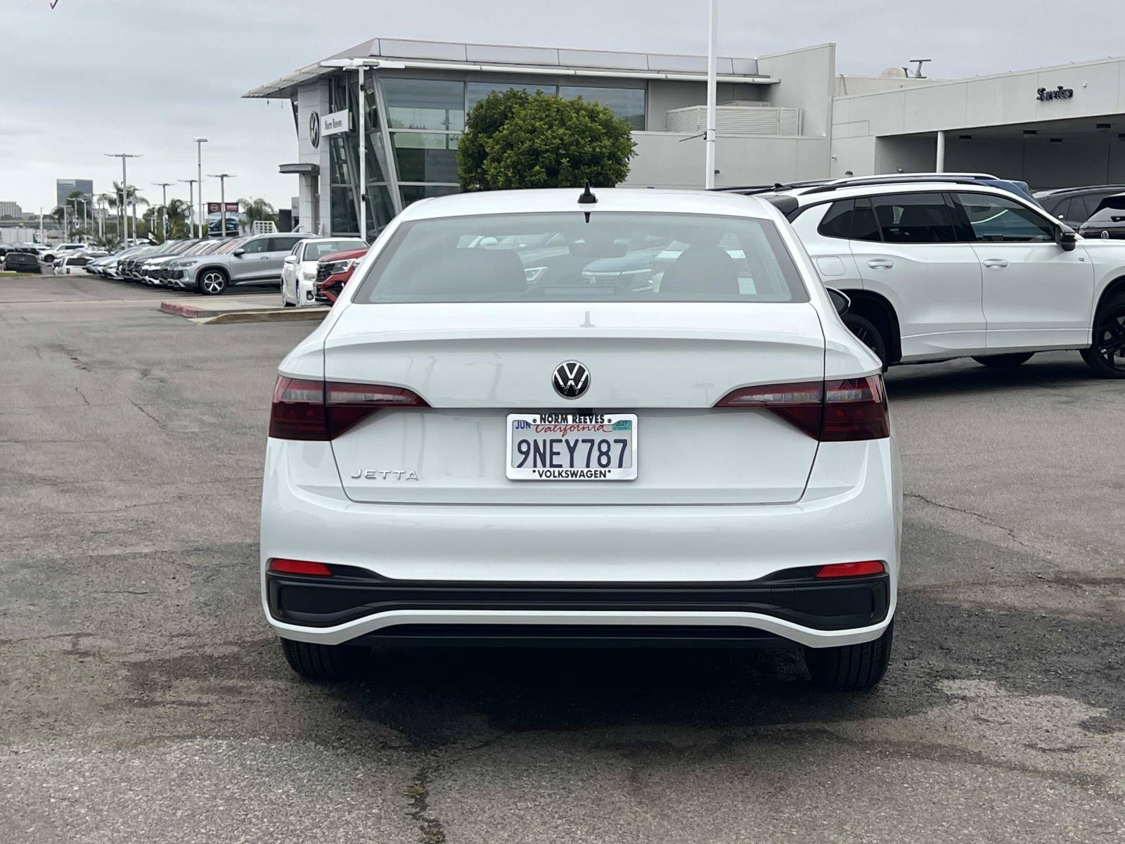Certified 2024 Volkswagen Jetta S FWD image 22
