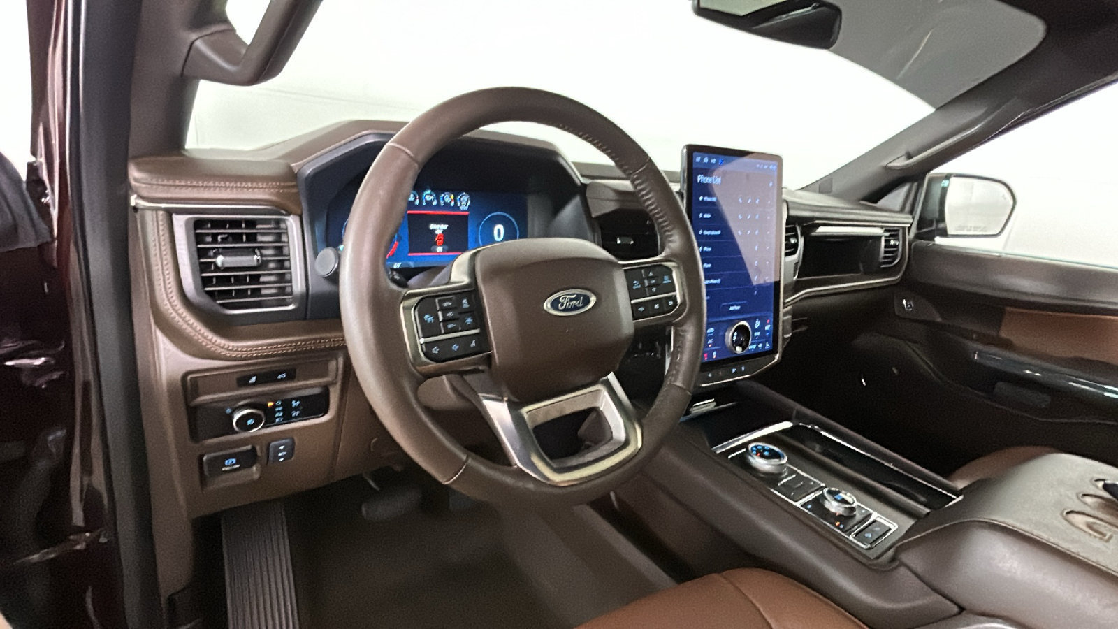 Used 2023 Ford Expedition King Ranch AWD/4WD image 17