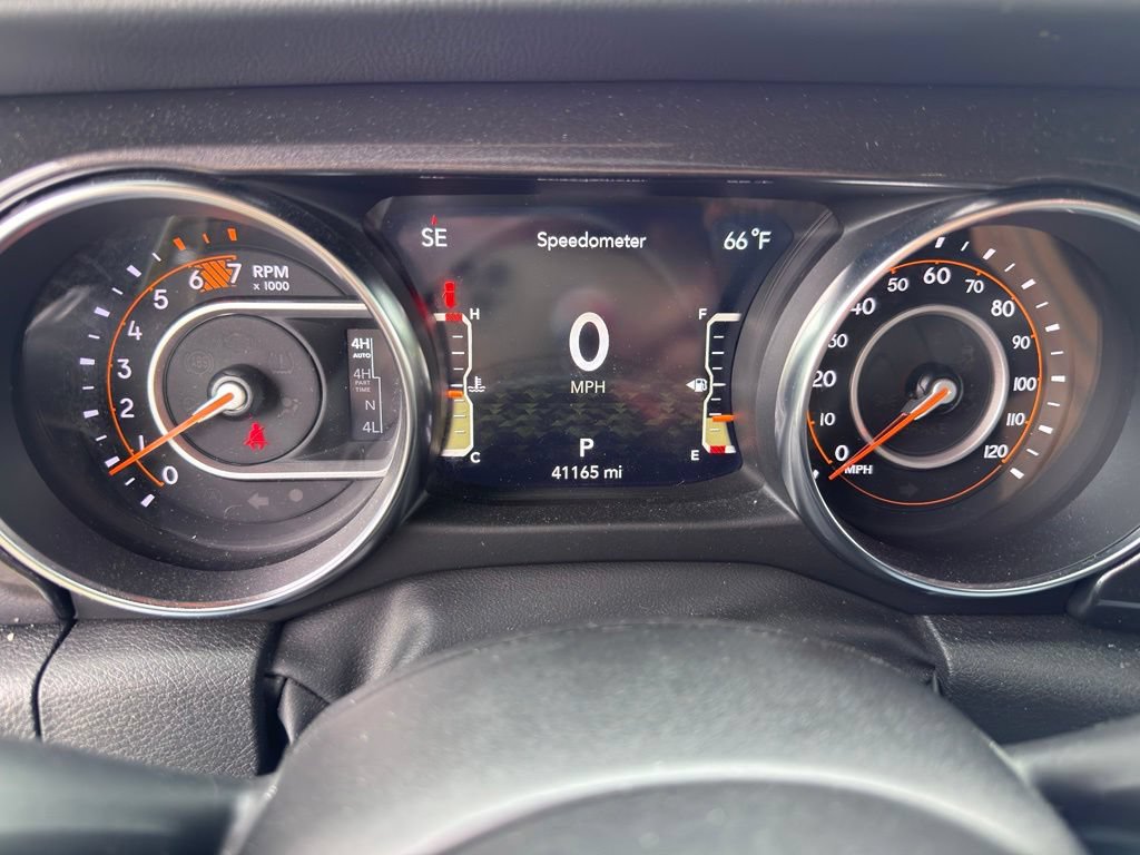 Used 2023 Jeep Wrangler Unlimited Rubicon 392 w/ Xtreme Recon 35" Tire Package AWD/4WD image 38