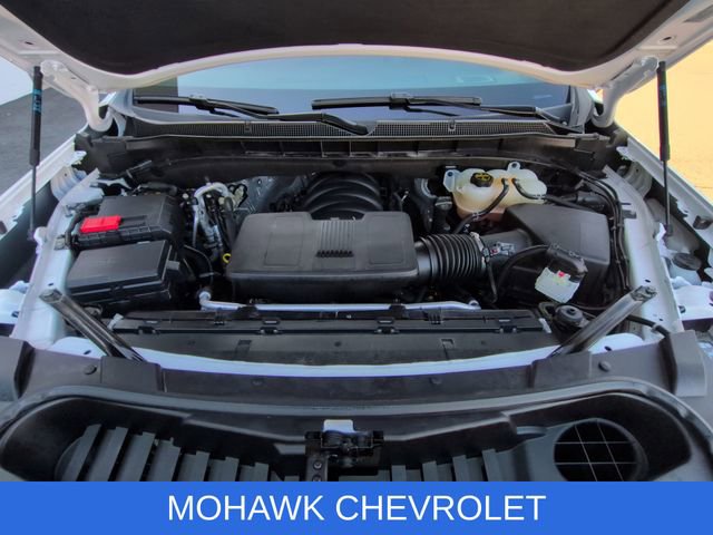 Used 2024 Chevrolet Suburban Z71 w/ Luxury Package AWD/4WD image 32