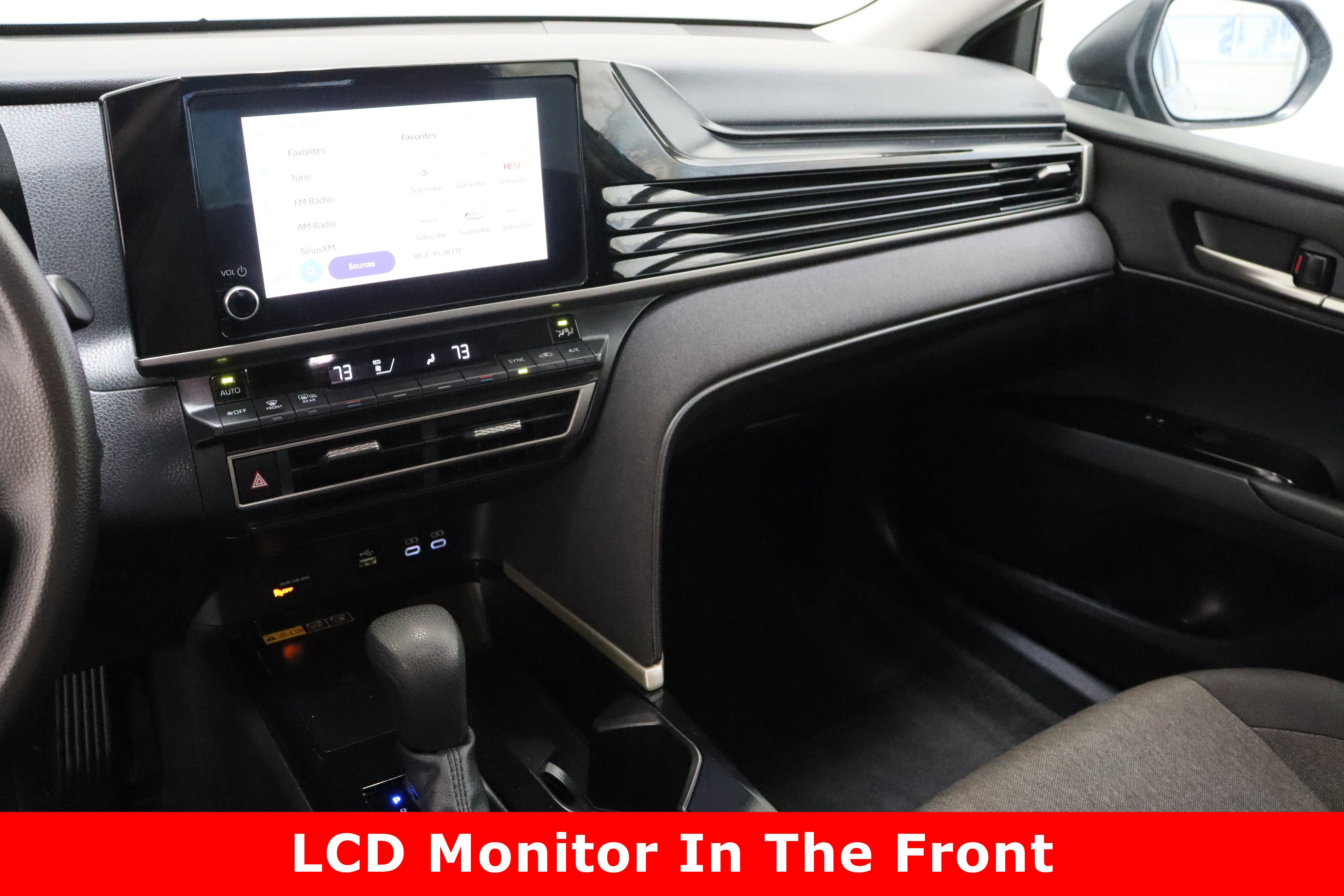 Used 2025 Toyota Camry LE FWD image 15