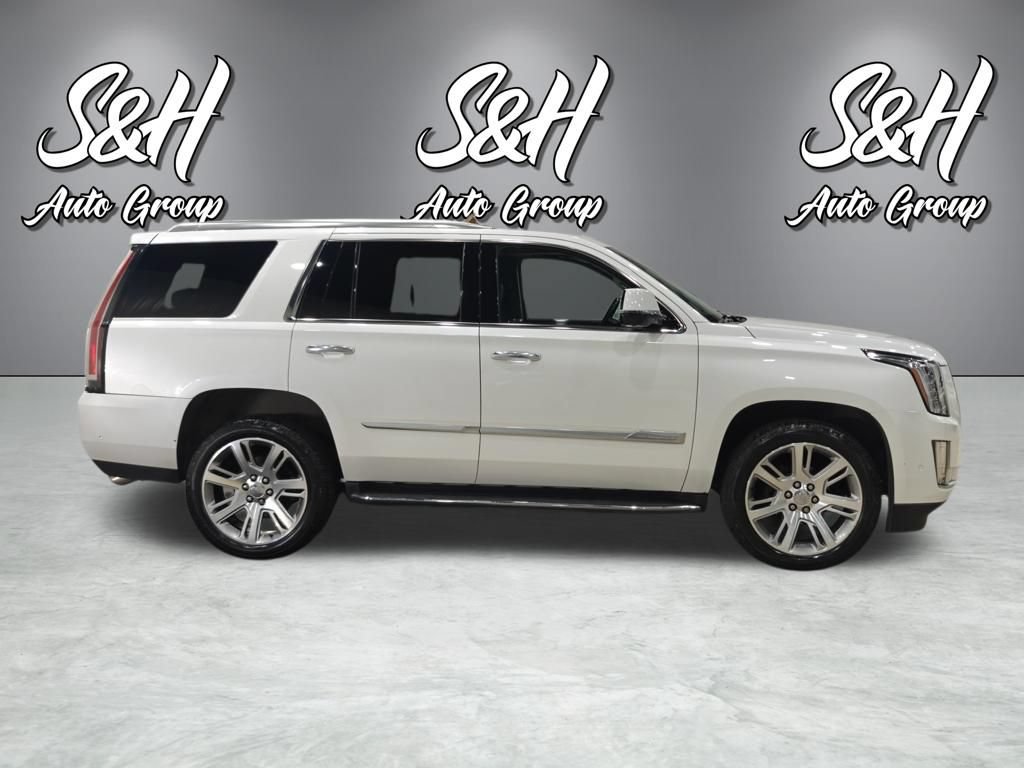 Used 2019 Cadillac Escalade Luxury AWD/4WD image 23