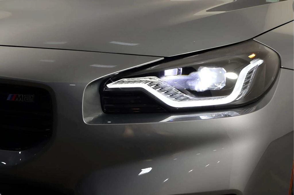 Used 2025 BMW M2 RWD image 47