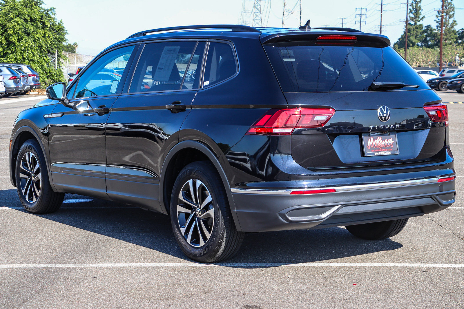 Used 2023 Volkswagen Tiguan S FWD image 8