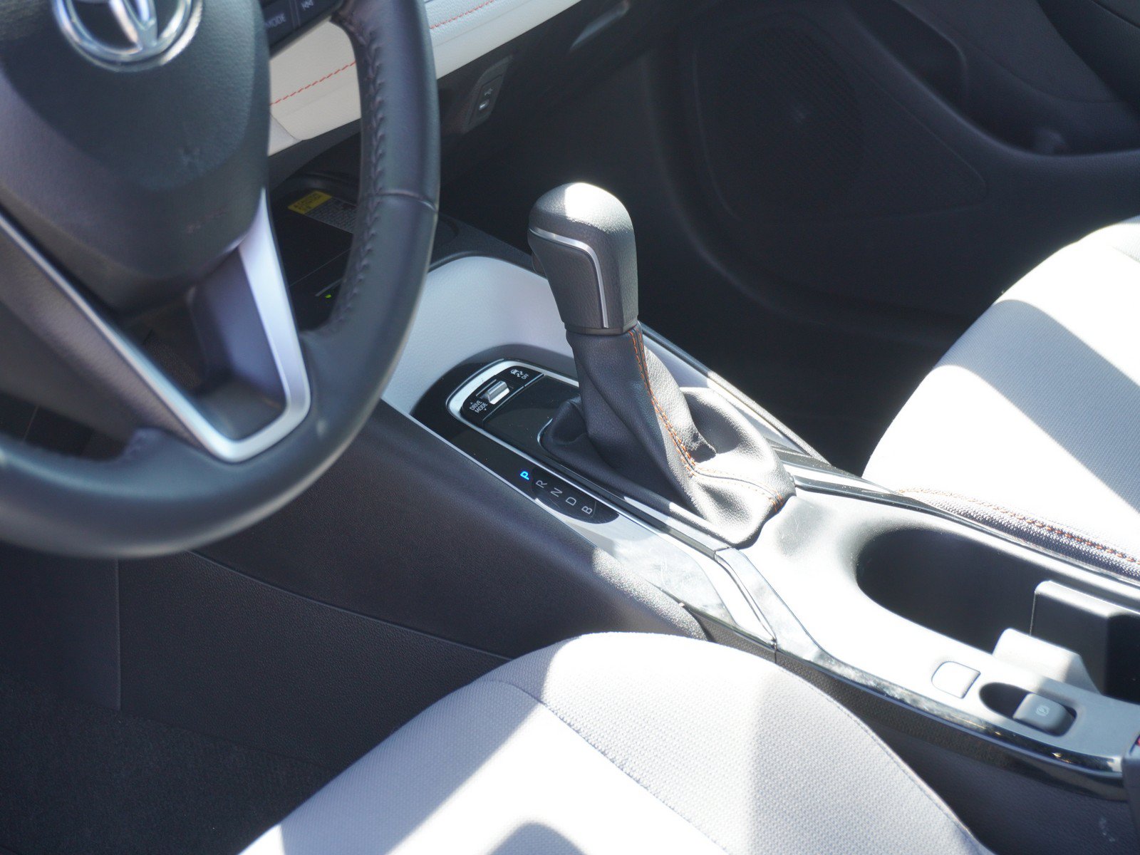 Used 2025 Toyota Corolla FX w/ Convenience Package FWD image 18