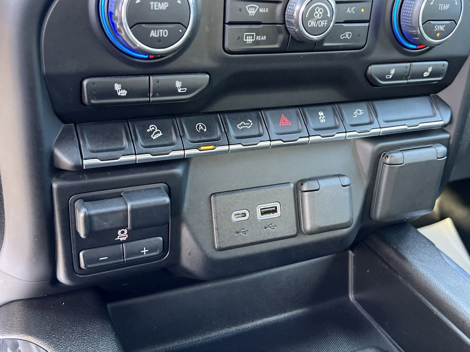 Used 2022 Chevrolet Silverado 1500 RST w/ All Star Edition Plus image 33