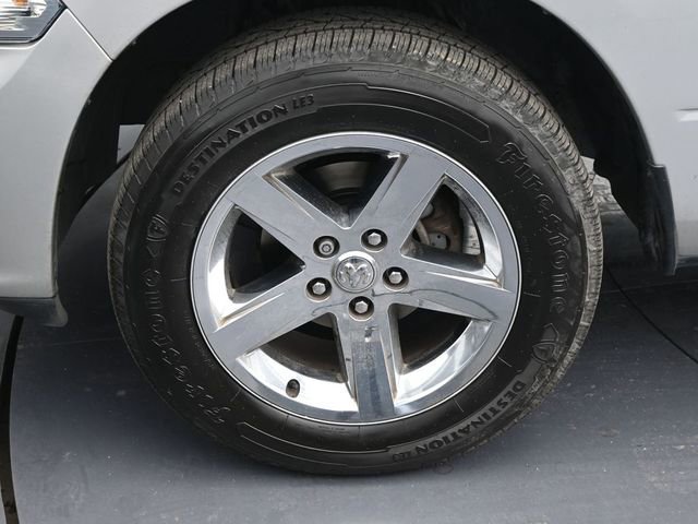 Used 2014 RAM 1500 Express image 25