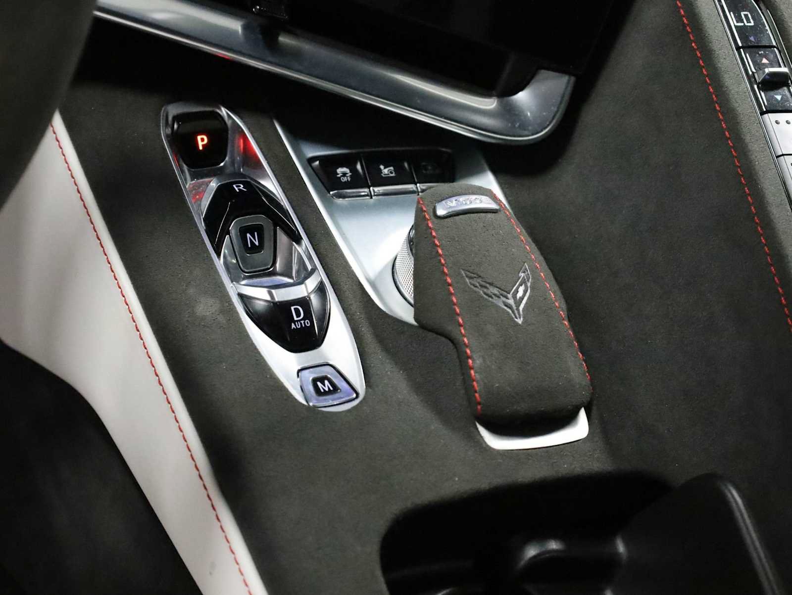 Used 2023 Chevrolet Corvette Stingray Premium Conv w/ Z51 Performance Package RWD image 25