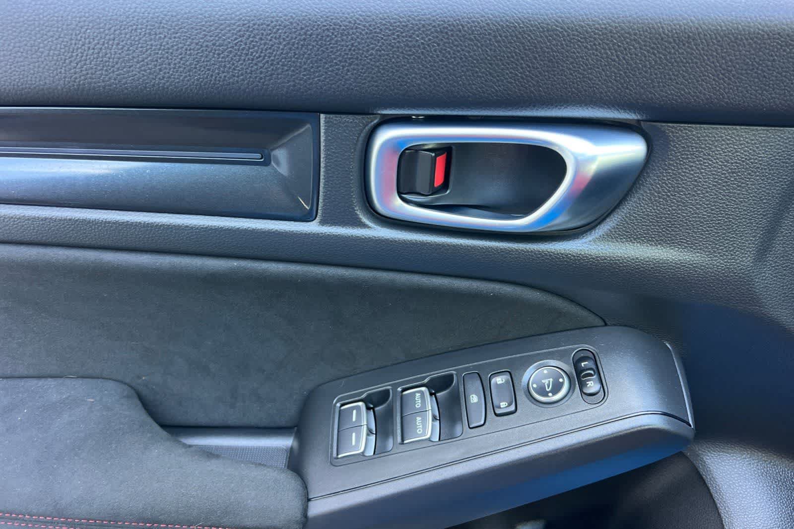 Used 2026 Honda Civic Type R image 13