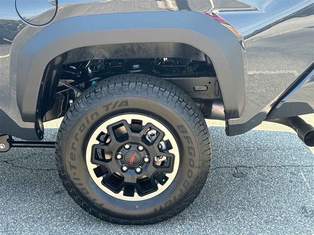 New 2025 Toyota Tacoma TRD Off-Road image 19