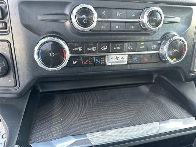 Used 2023 Ford F450 Platinum image 17