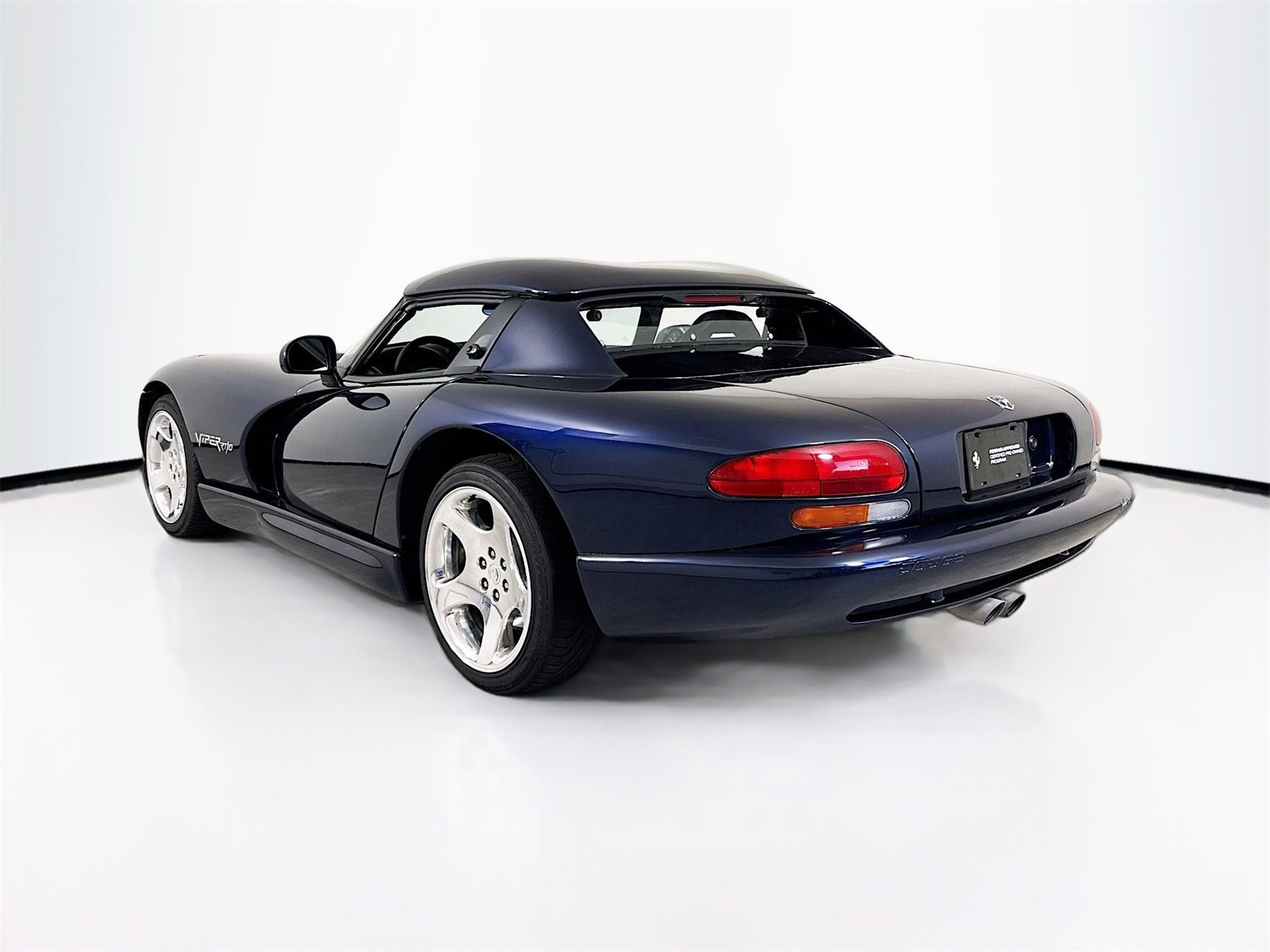 Used 2001 Dodge Viper RT/10 image 5