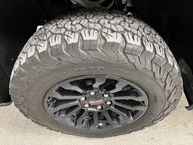 Used 2022 GMC Sierra 1500 AT4X AWD/4WD image 14