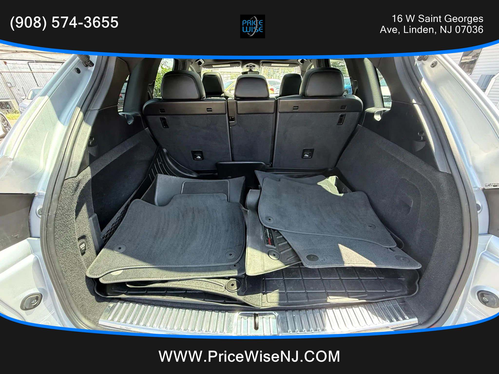 Used 2017 Porsche Cayenne Platinum Edition image 32