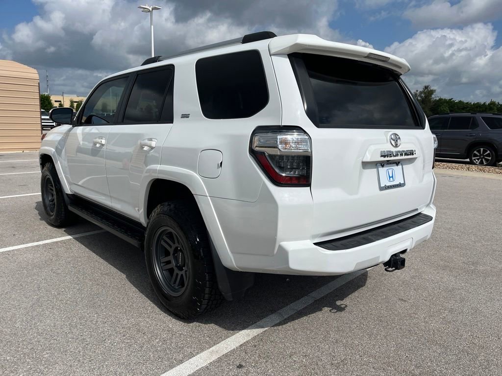 Used 2021 Toyota 4Runner SR5 AWD/4WD image 6