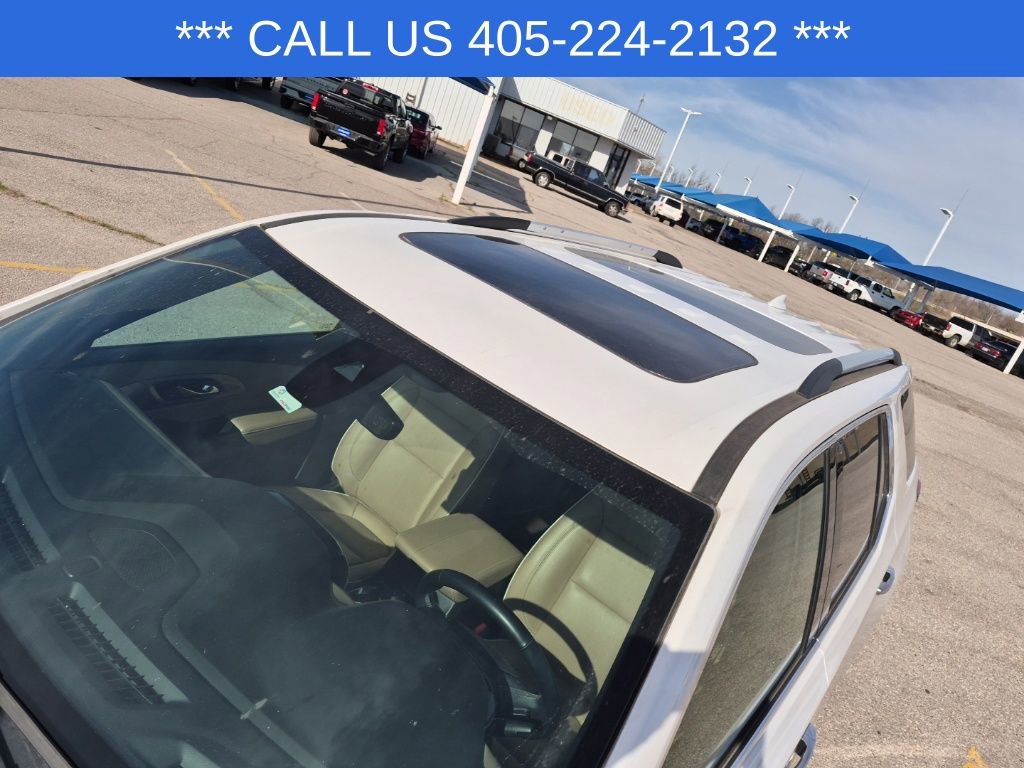 Used 2023 Chevrolet Traverse Premier image 20