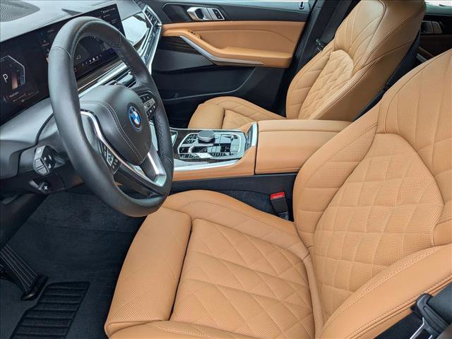 Used 2026 BMW X5 xDrive50e image 16