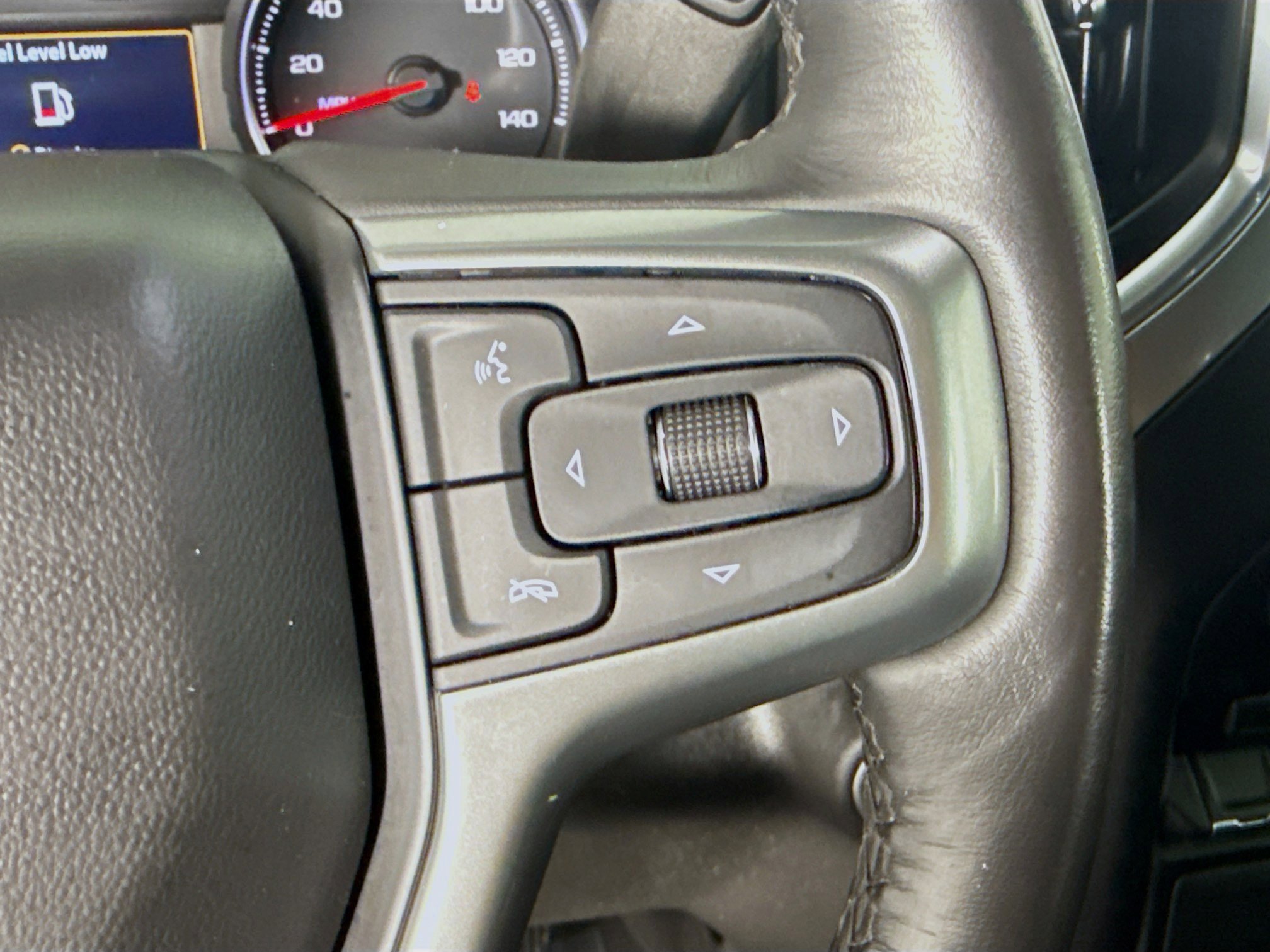 Used 2022 Chevrolet Silverado 1500 RST AWD/4WD image 15
