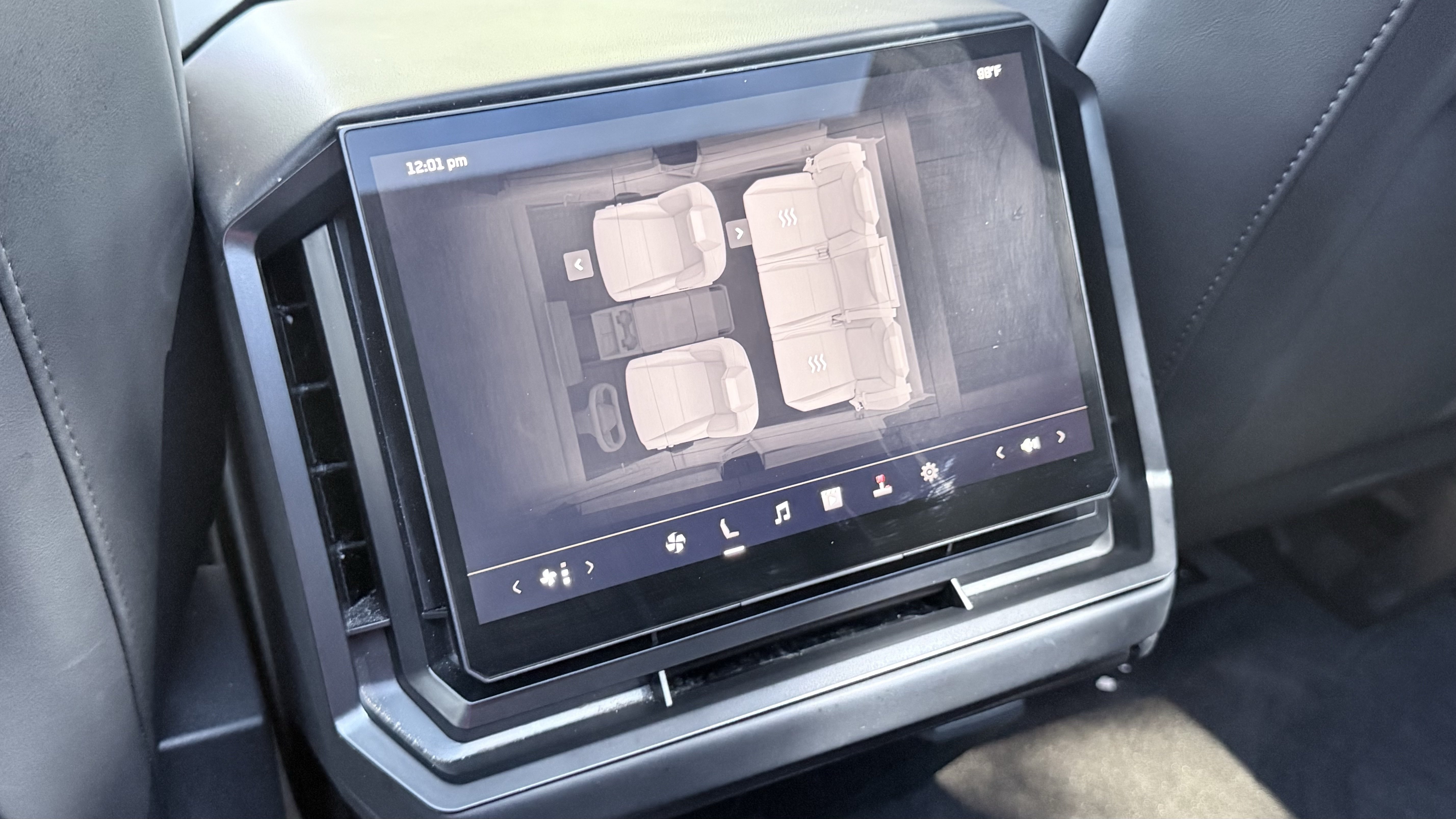 Used 2025 Tesla Cybertruck AWD Crew Cab image 54