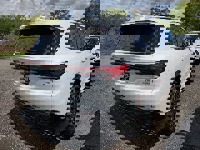 New 2026 Buick Enclave Sport Touring w/ Power Package image 5