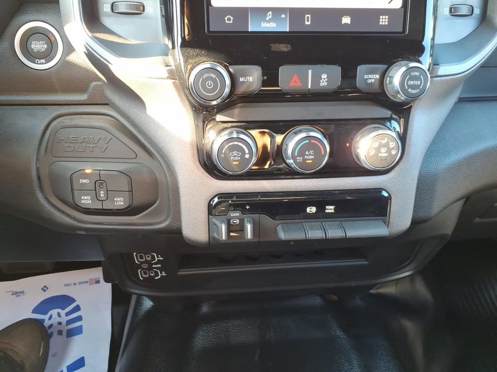 New 2026 RAM 2500 Tradesman AWD/4WD image 15