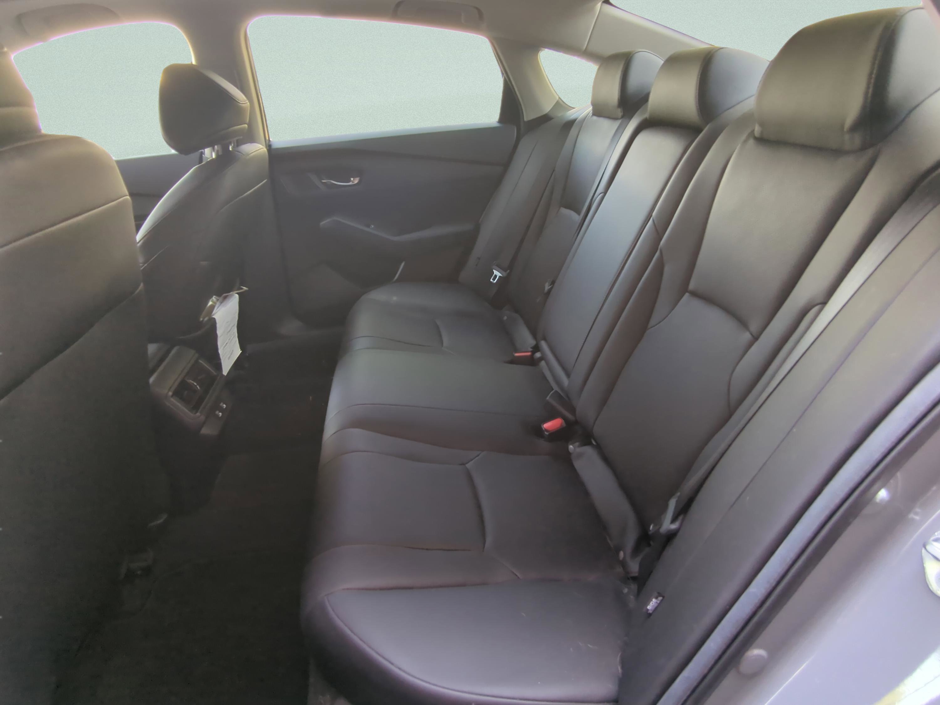 Used 2024 Honda Accord EX-L image 12