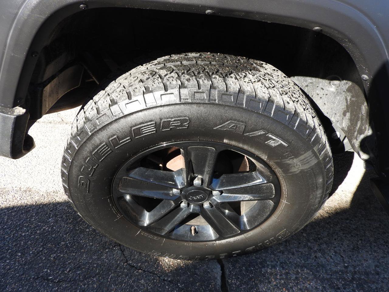 Used 2020 Jeep Wrangler Unlimited Sport image 14