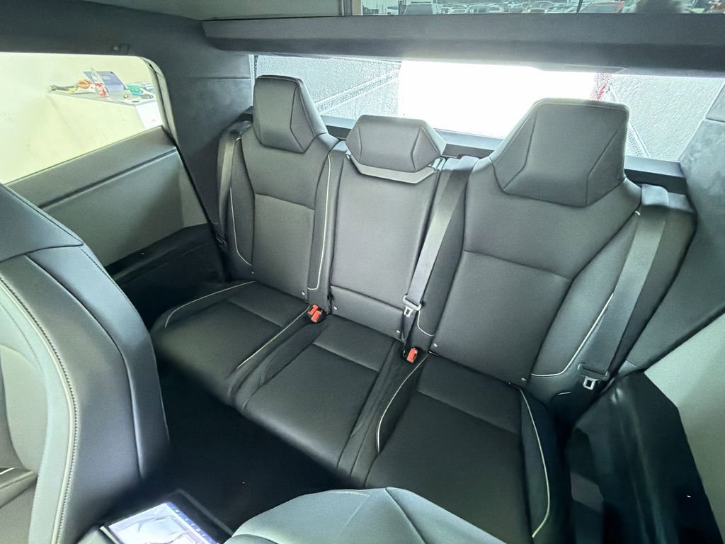 Used 2025 Tesla Cybertruck AWD Crew Cab image 25