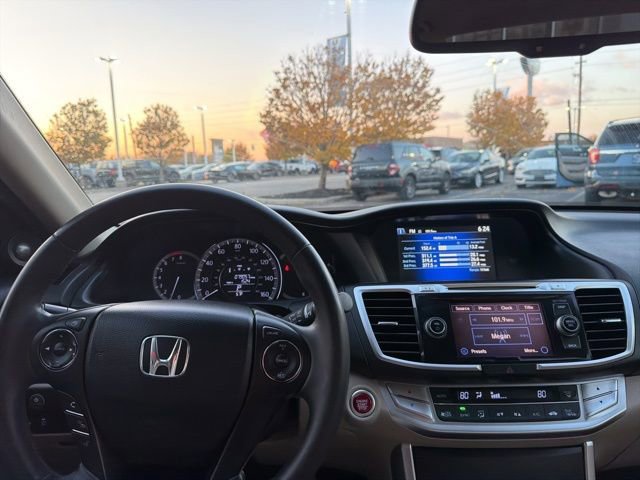 Used 2015 Honda Accord EX-L image 23