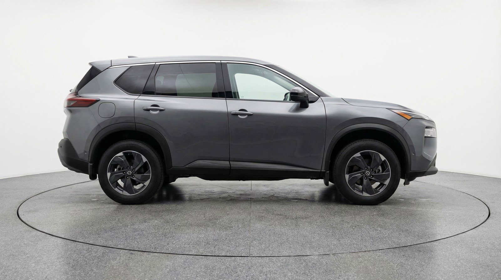 Used 2025 Nissan Rogue SV AWD/4WD image 11
