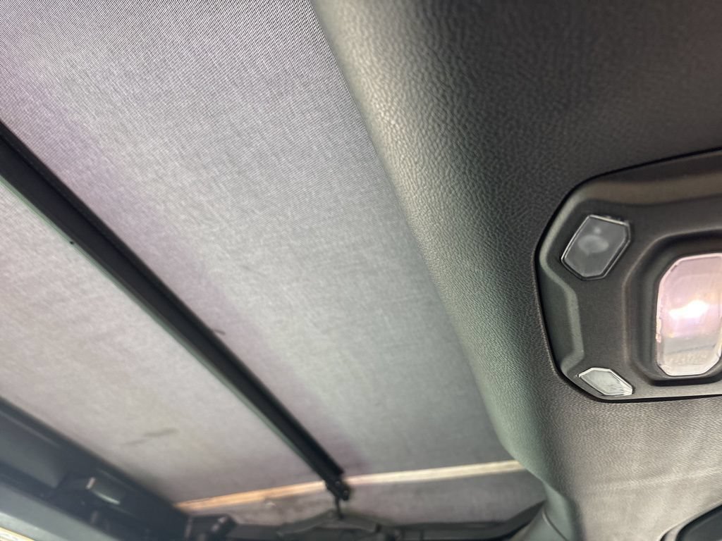 Used 2018 Jeep Wrangler Unlimited Rubicon AWD/4WD image 28