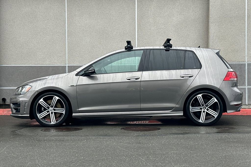 Used 2016 Volkswagen Golf R 4-Door AWD/4WD image 7