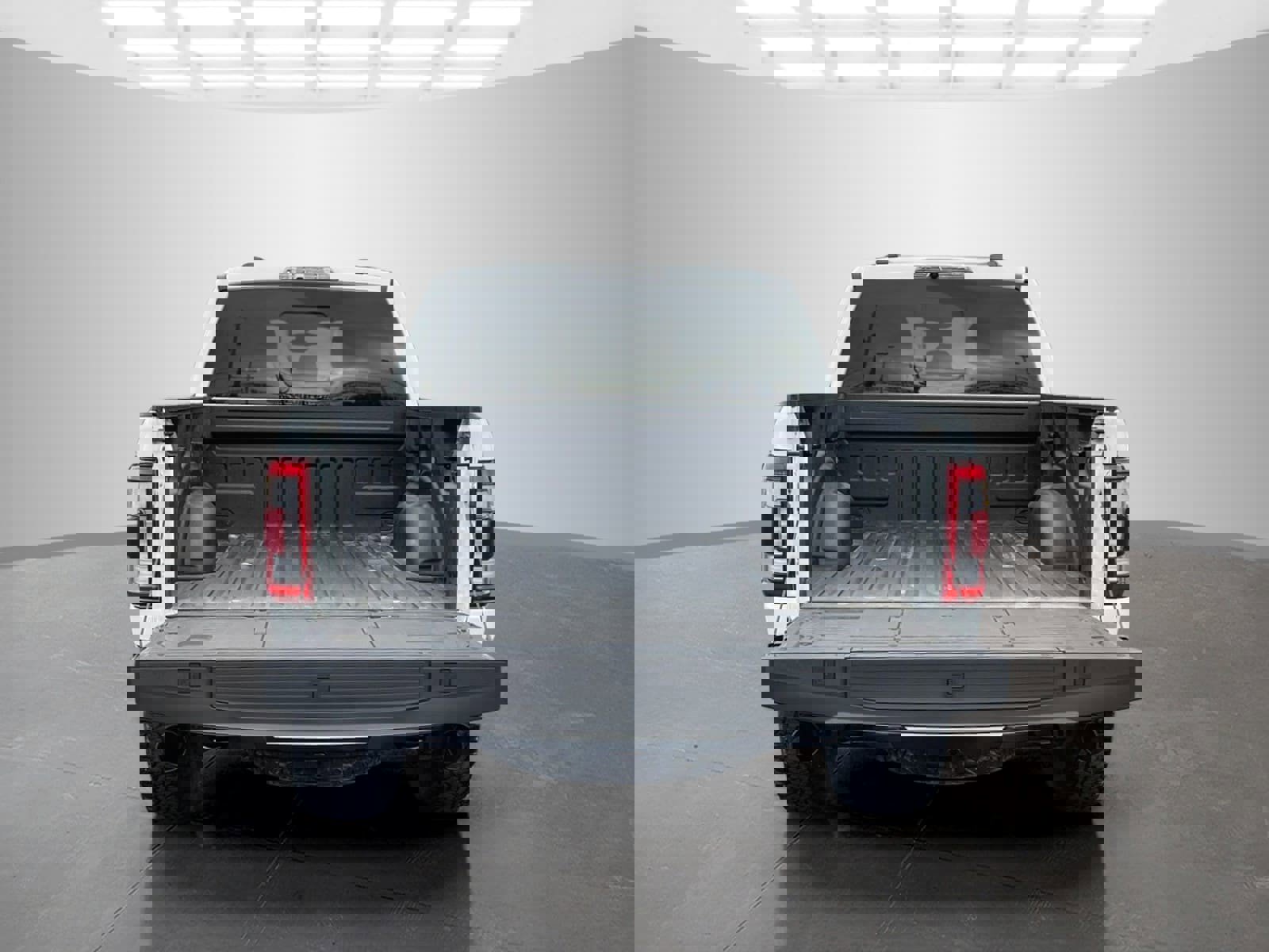 Used 2023 Ford F150 Raptor w/ Raptor 37 Performance Package AWD/4WD image 6