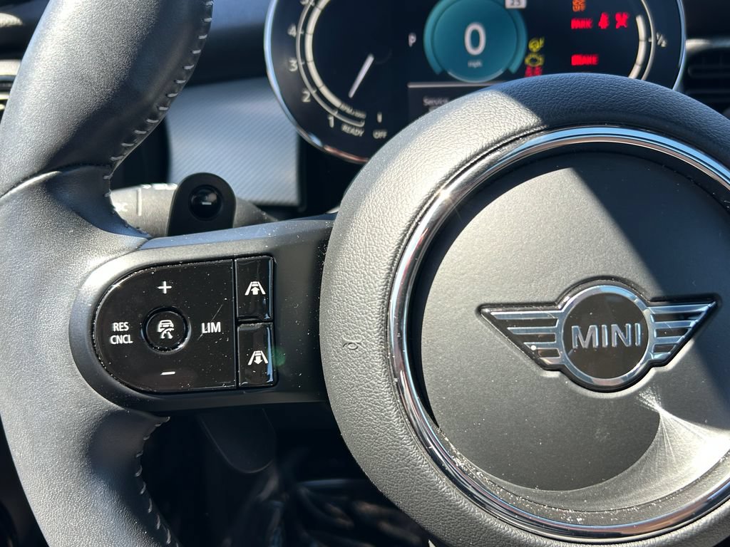 Used 2022 MINI Cooper S w/ Driver Assistance Package FWD image 19