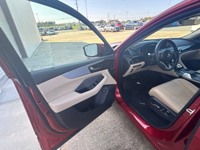 Used 2023 Acura MDX w/ Technology Package AWD/4WD image 23