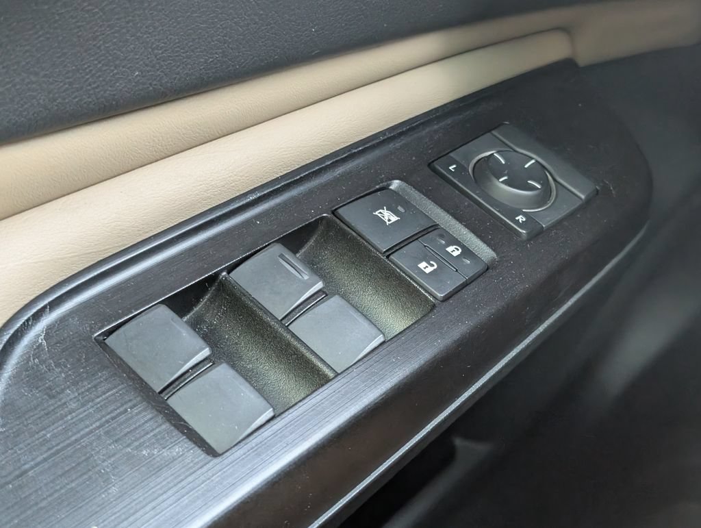 Used 2019 Lexus ES 350 Ultra Luxury w/ Accessory Package 2 FWD image 12