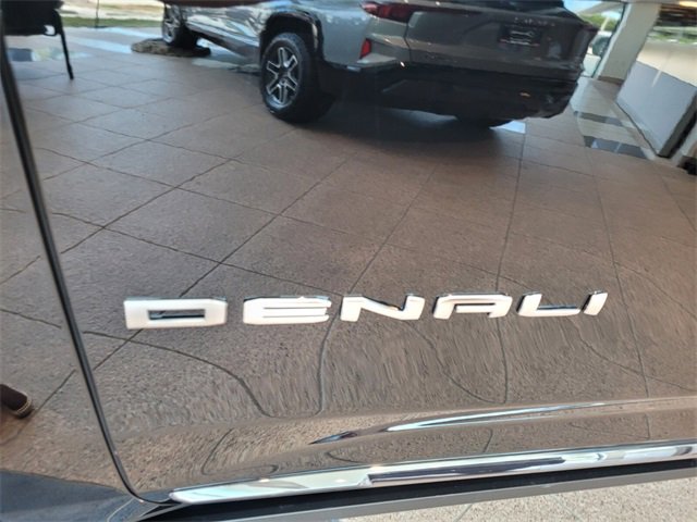 New 2025 GMC Yukon Denali Ultimate image 4