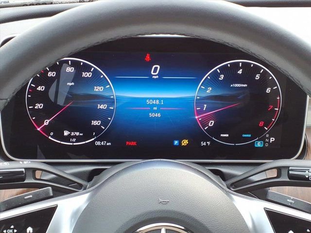 Used 2025 Mercedes-Benz C 300 4MATIC Sedan image 11