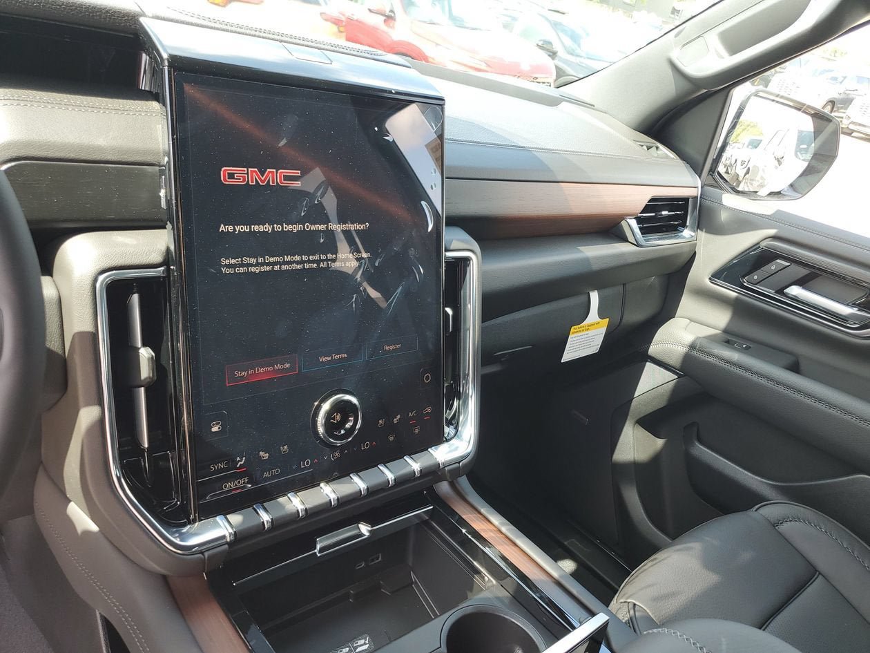New 2026 GMC Yukon Denali RWD image 26