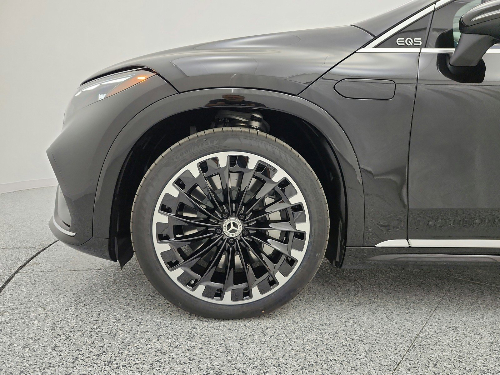 New 2026 Mercedes-Benz EQS 400 4MATIC SUV image 12