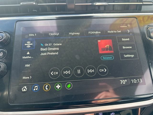 Used 2022 Chevrolet Bolt EUV LT w/ Comfort Package image 15