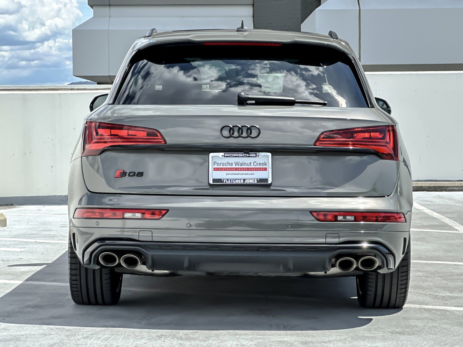 Used 2023 Audi SQ5 Prestige w/ Prestige Package AWD/4WD image 7