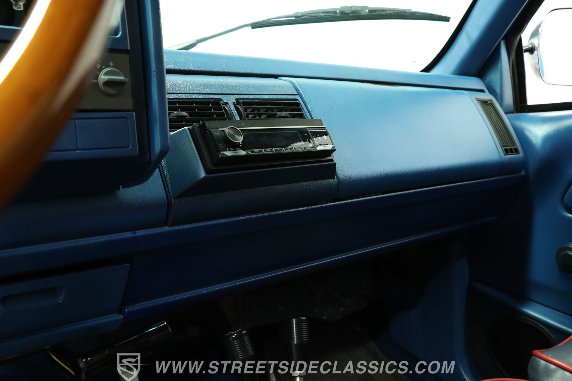 Used 1988 Chevrolet Silverado 1500 4x4 Regular Cab image 39