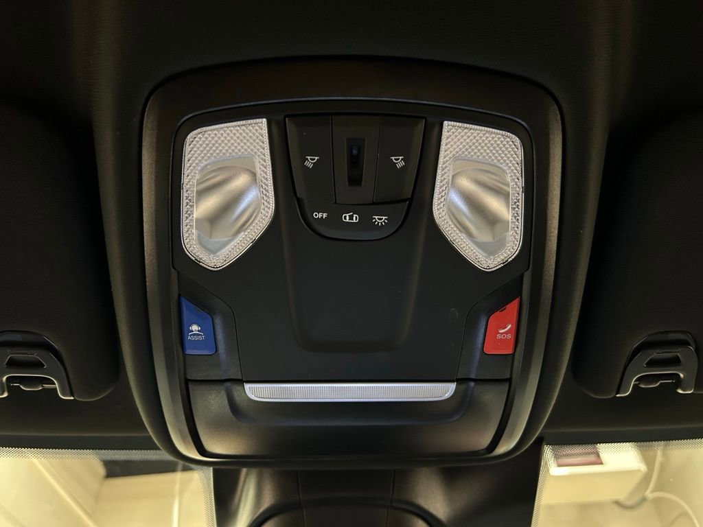 Used 2024 RAM 2500 Big Horn w/ Night Edition AWD/4WD image 23