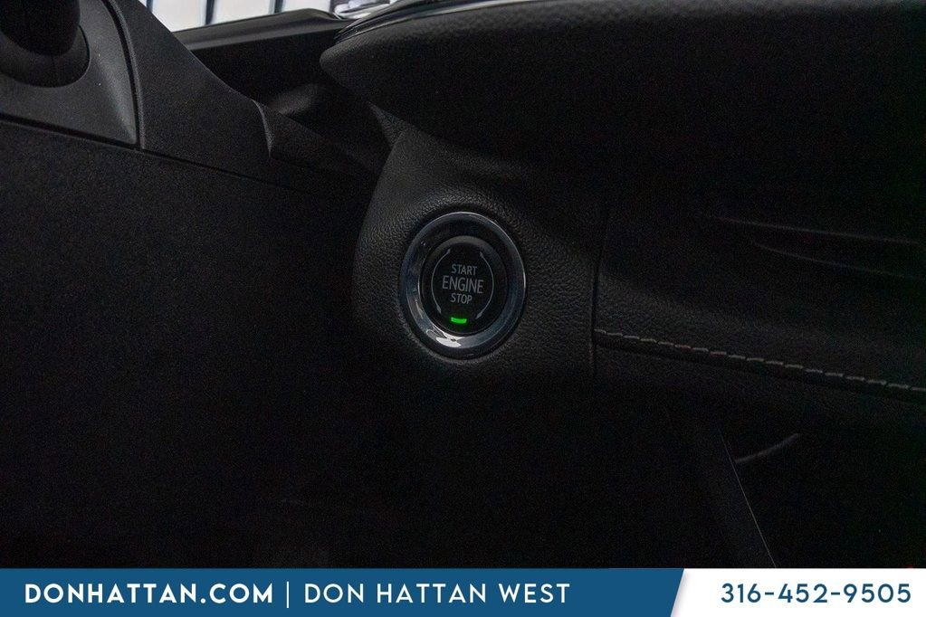 Used 2023 Buick Envision Essence FWD image 11