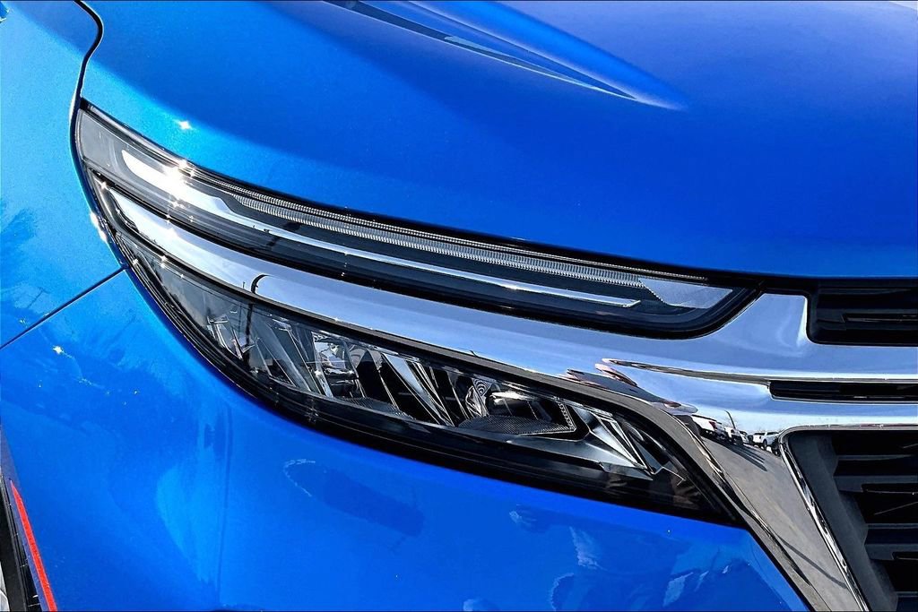 Used 2024 Chevrolet Equinox LT w/ LPO, Floor Liner Package image 33