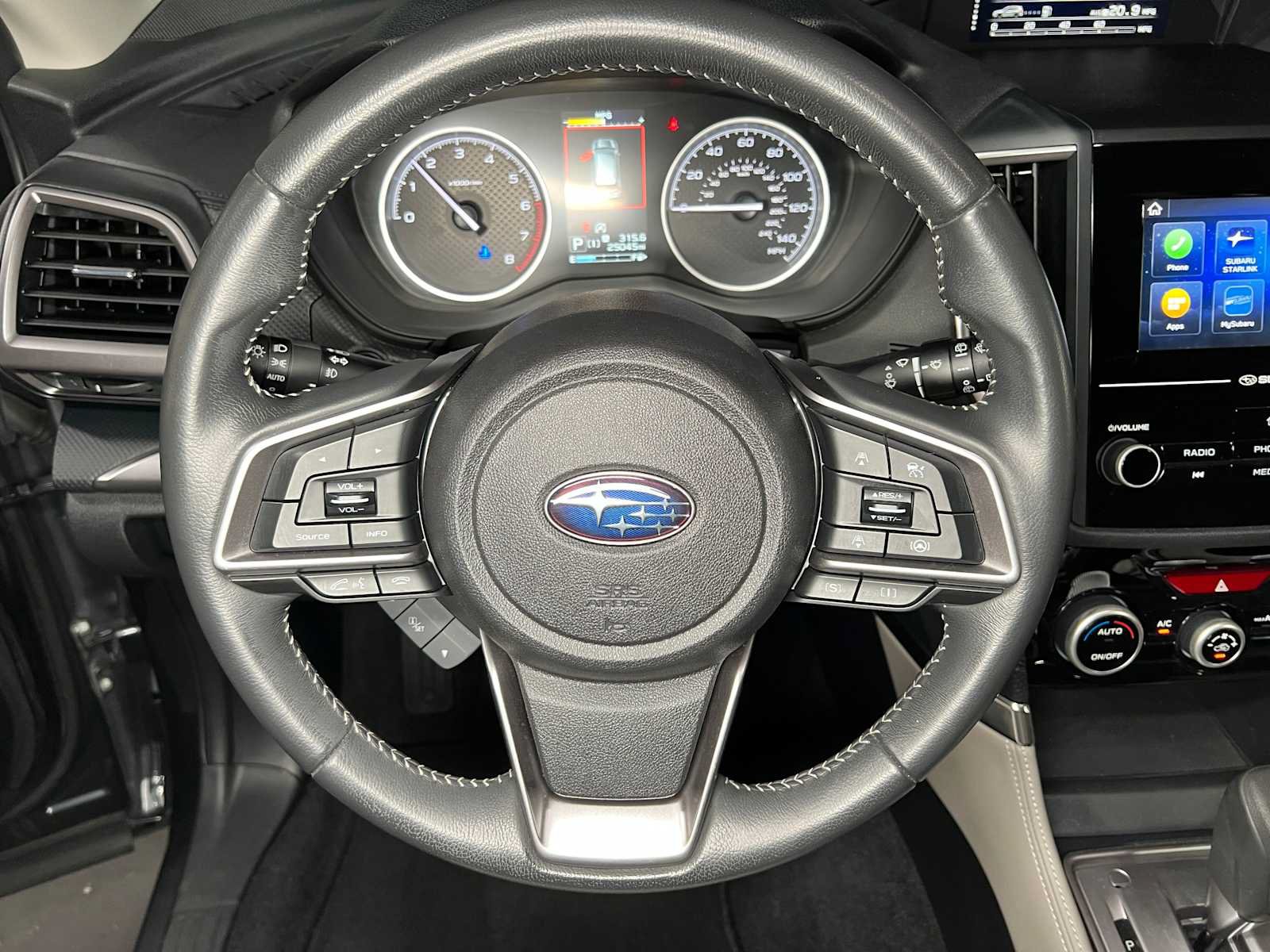 Used 2024 Subaru Forester Premium AWD/4WD image 28