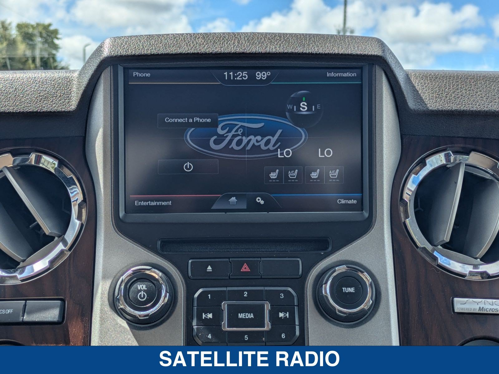 Used 2014 Ford F350 Lariat w/ Chrome Package AWD/4WD image 19